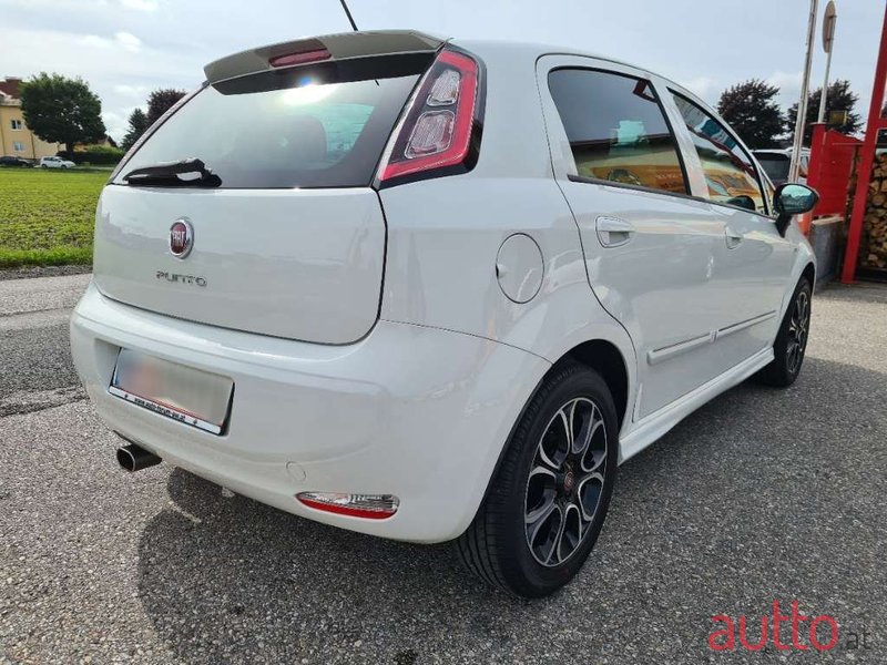 2016' Fiat Punto photo #6