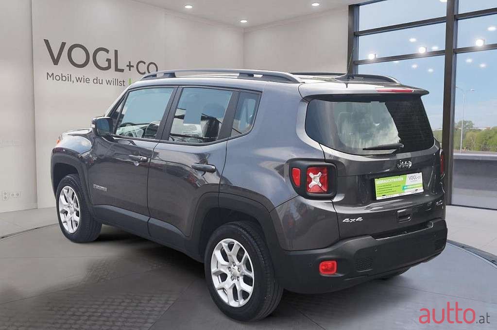 2018' Jeep Renegade photo #3