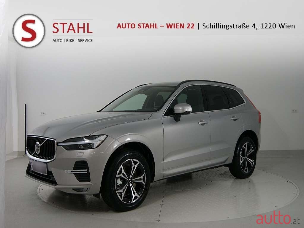 2022' Volvo XC60 photo #1