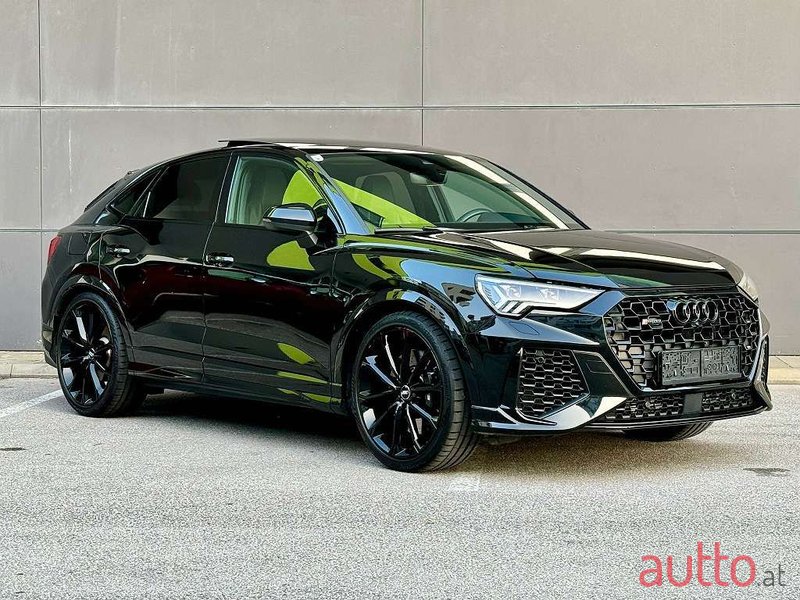 2020' Audi Q3 photo #5