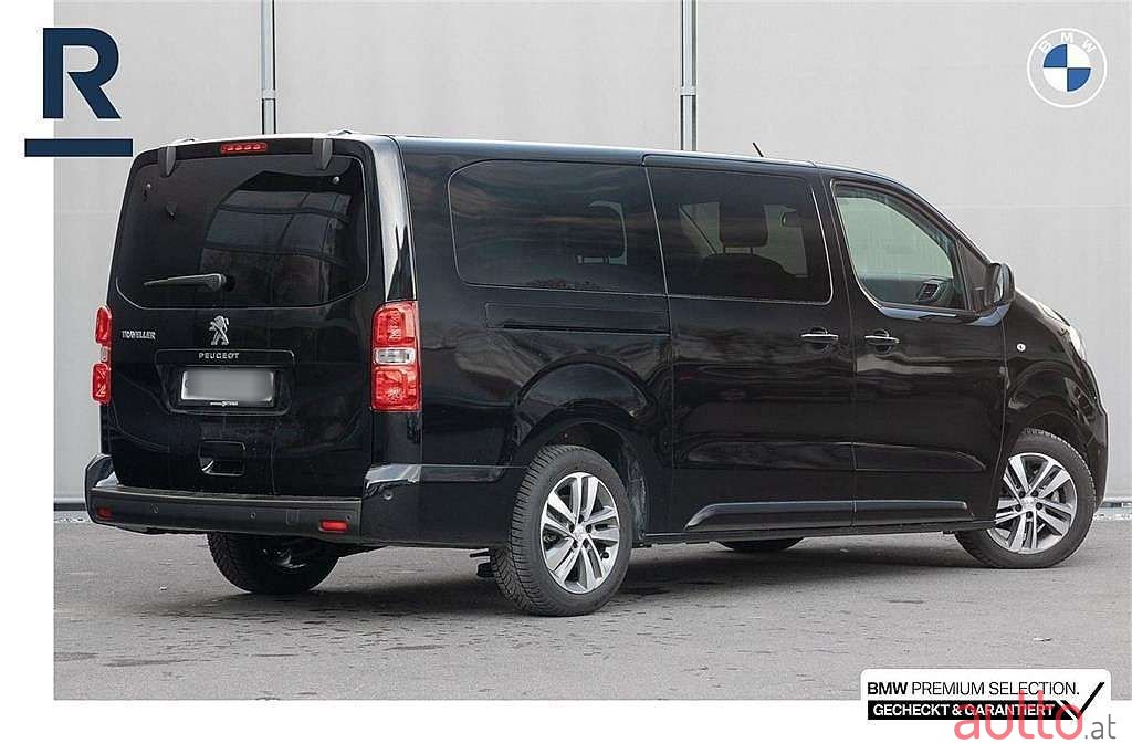 2022' Peugeot Traveller photo #4
