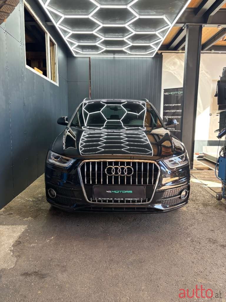 2013' Audi Q3 photo #5