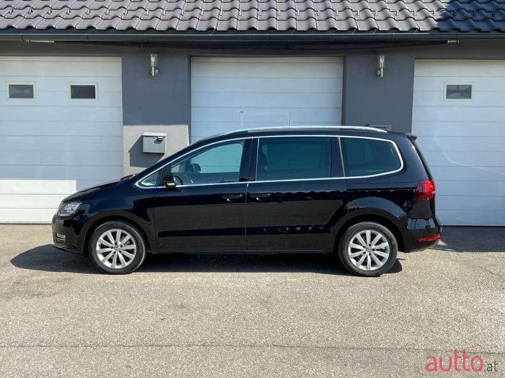 2018' Volkswagen Sharan photo #3