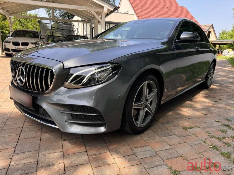 2020' Mercedes-Benz E-Klasse photo #3