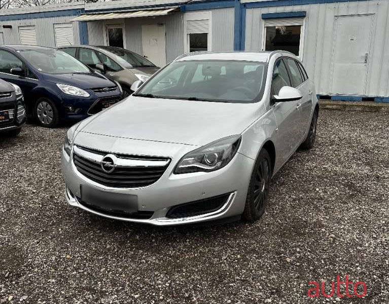 2017' Opel Insignia photo #3