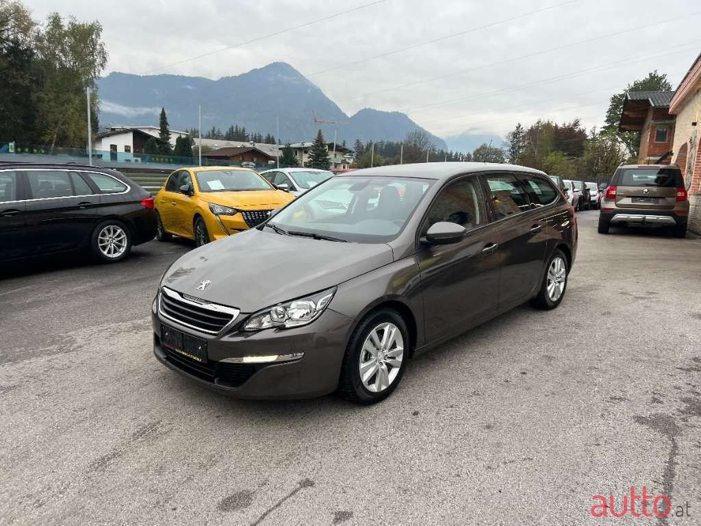 2014' Peugeot 308 photo #2