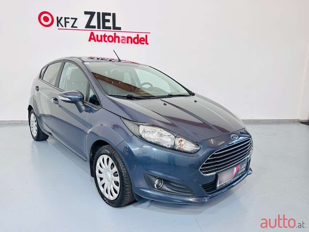2014' Ford Fiesta photo #1