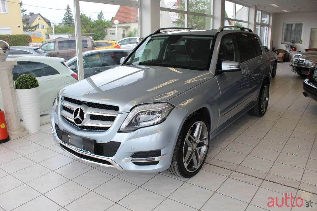 2014' Mercedes-Benz Glk-Klasse photo #4