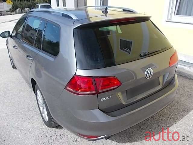 2015' Volkswagen Golf photo #5