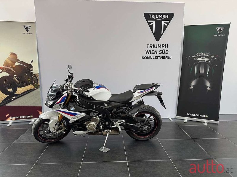 2018' BMW photo #1