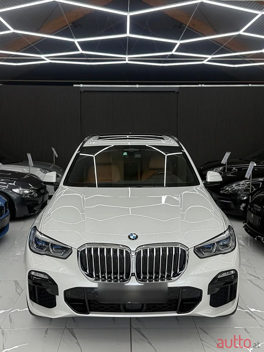 2019' BMW X5 photo #2
