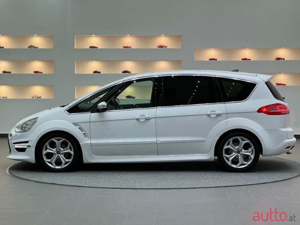 2014' Ford S-Max photo #4