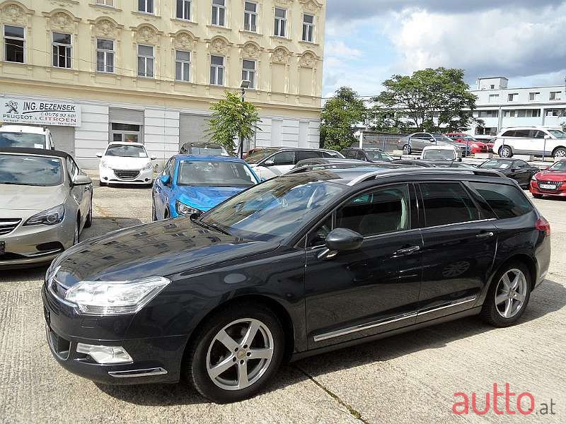 2010' Citroen C5 photo #4