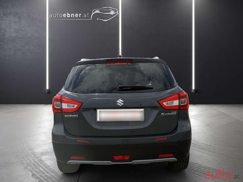 2017' Suzuki SX4 photo #6