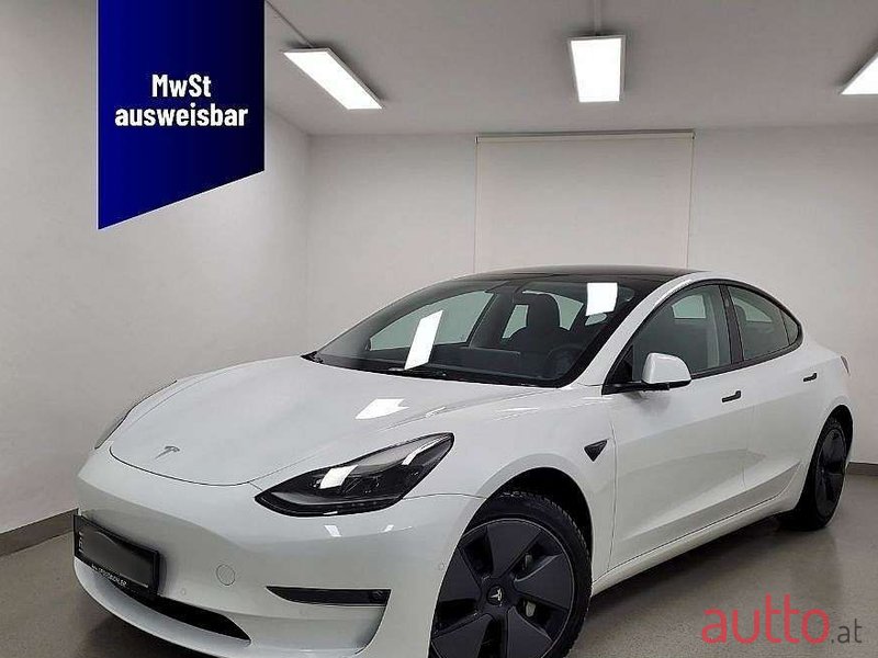 2022' Tesla Model 3 photo #1