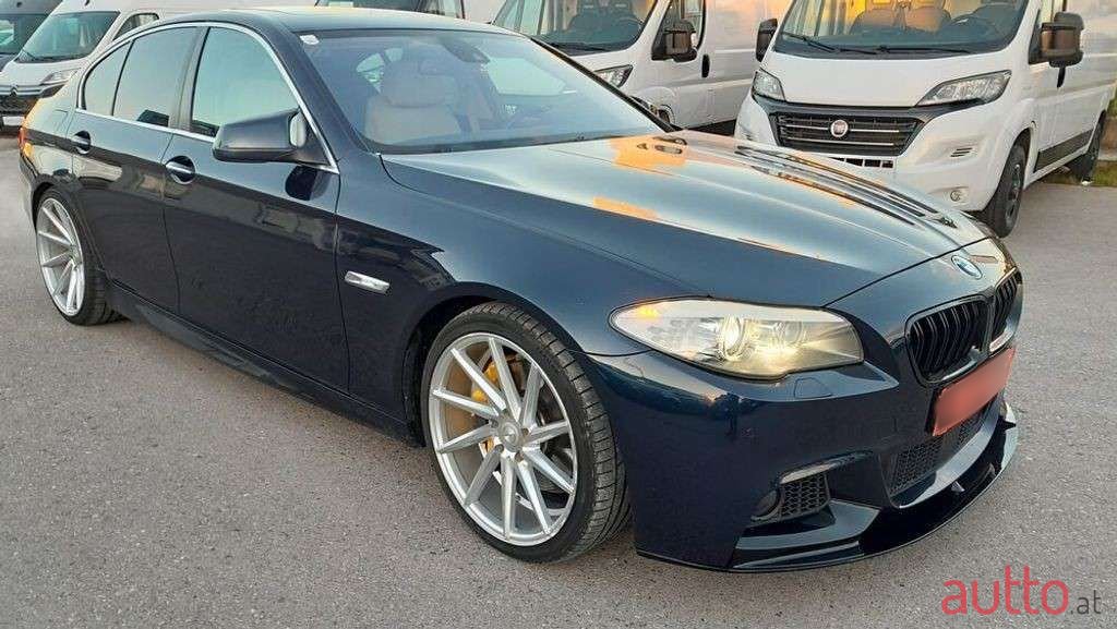 2011' BMW 5Er-Reihe photo #5