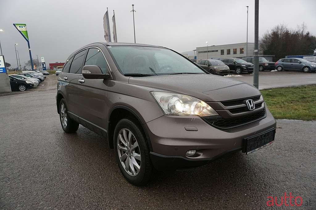 2010' Honda CR-V photo #3