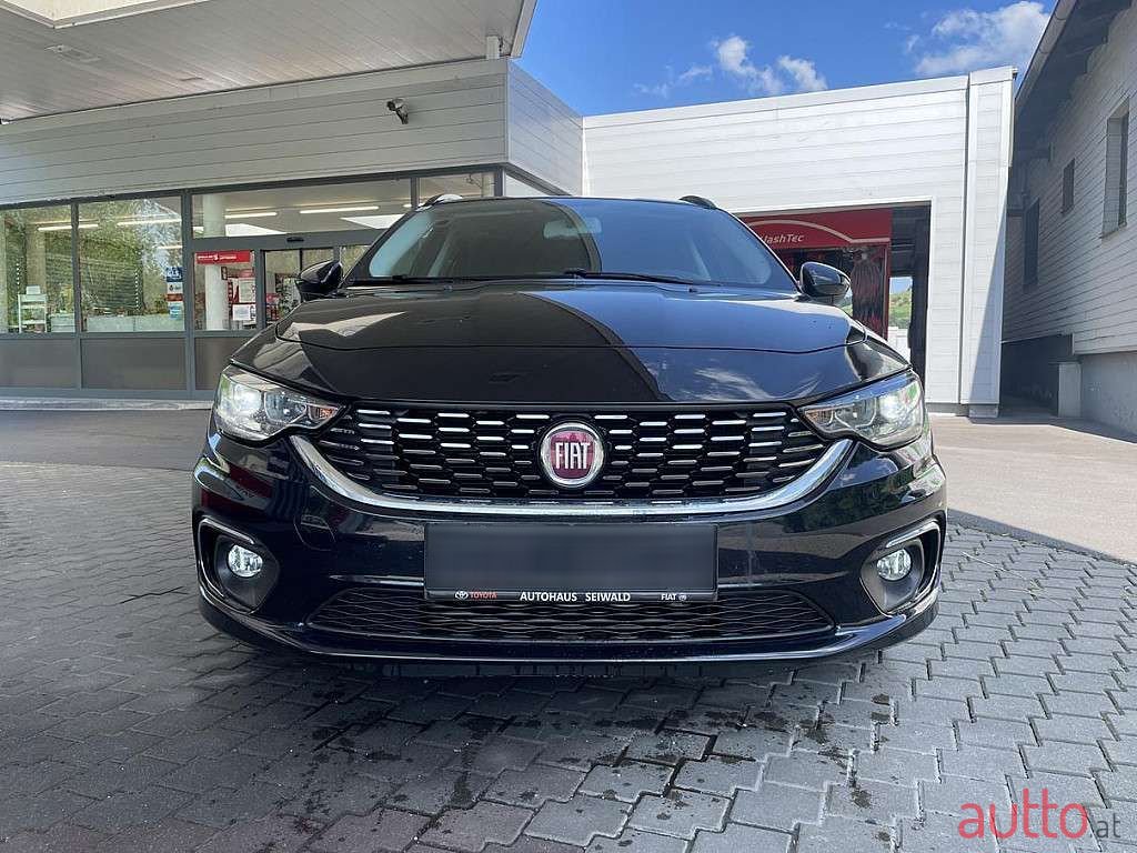 2019' Fiat Tipo photo #2