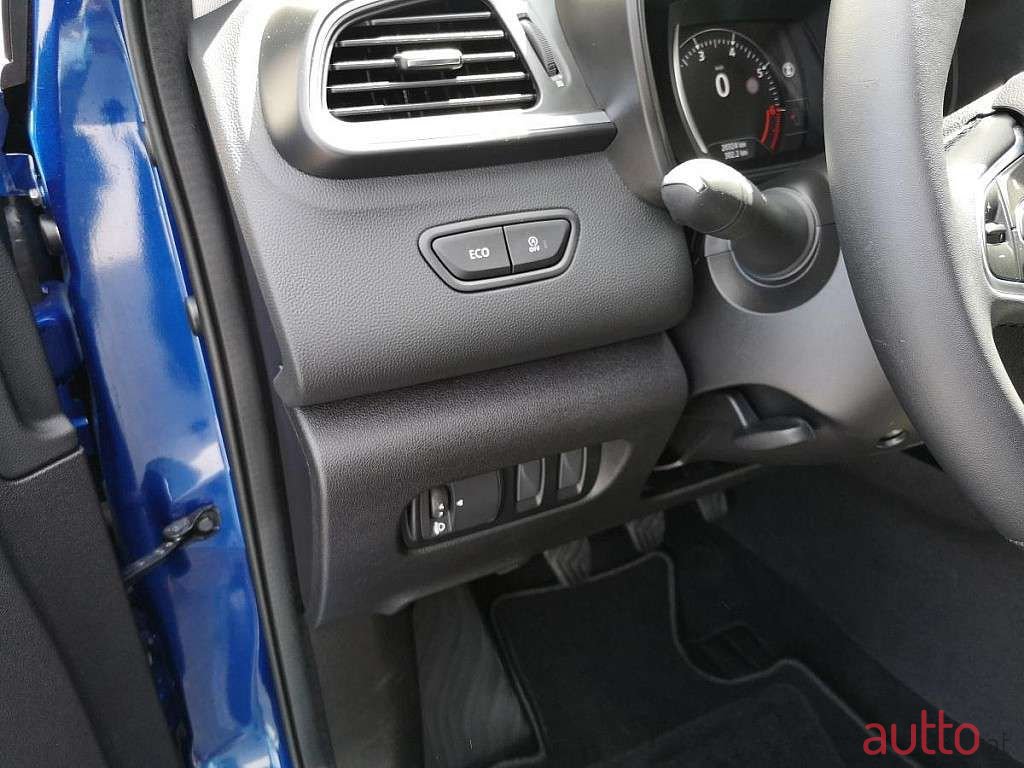 2020' Renault Kadjar photo #3