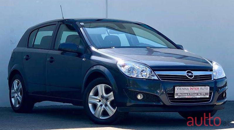 2009' Opel Astra photo #2