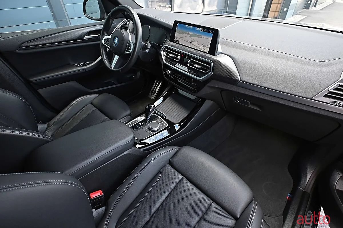 2022' BMW X3 photo #4