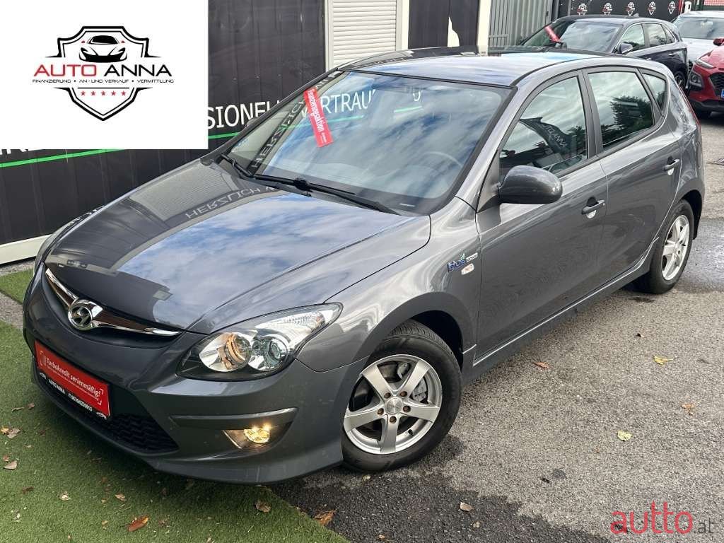 2010' Hyundai i30 photo #1