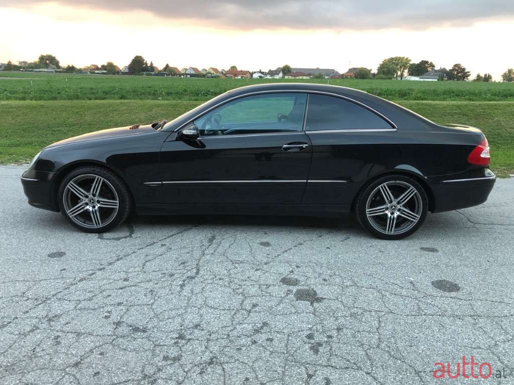 2004' Mercedes-Benz Clk-Klasse photo #4