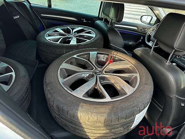 2018' Renault Megane photo #6