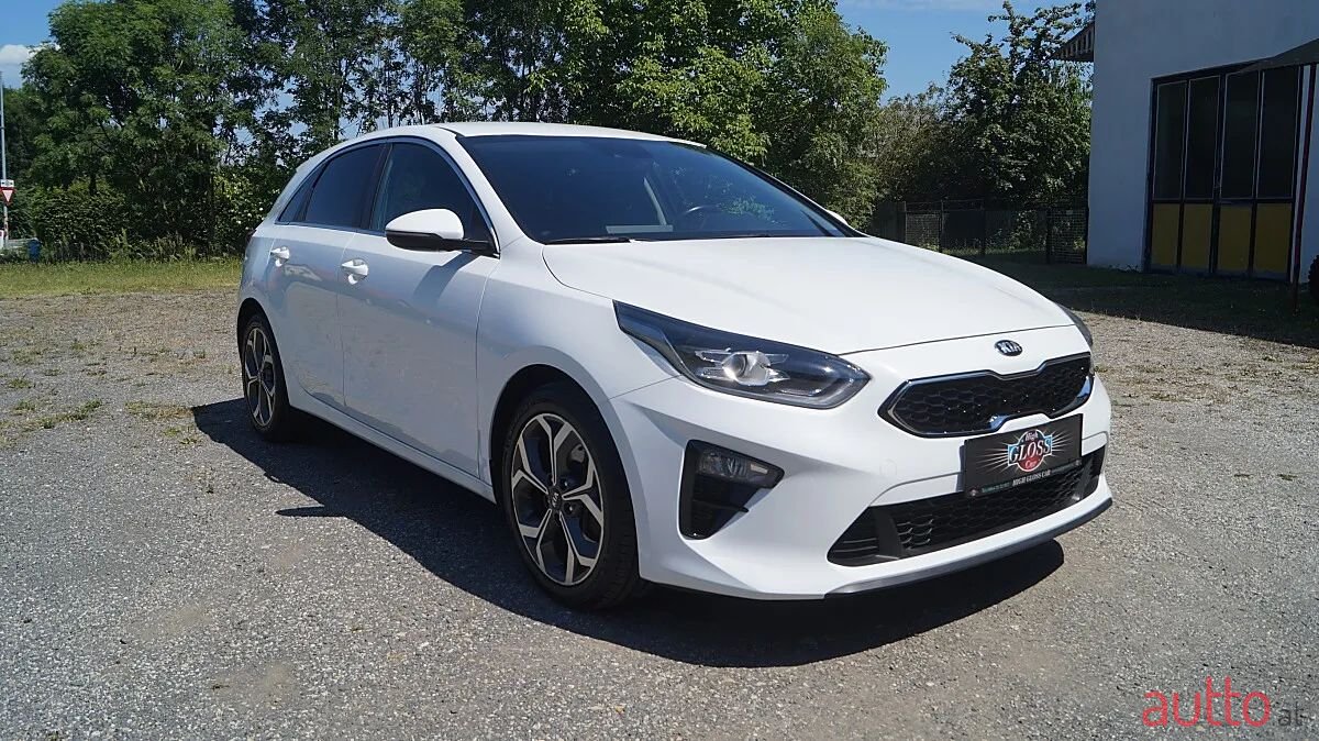 2021' Kia Ceed photo #3