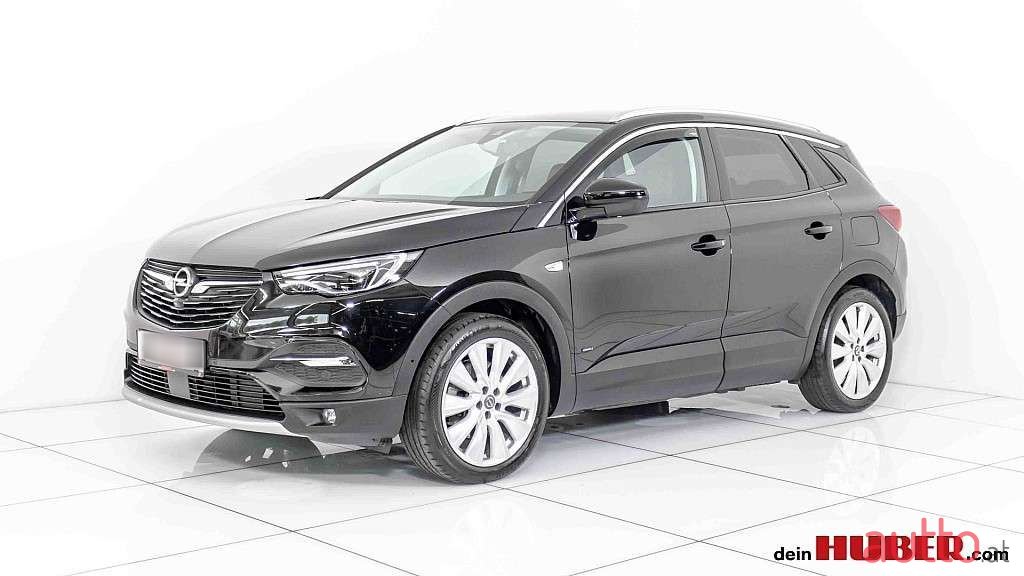 2020' Opel Grandland X photo #1