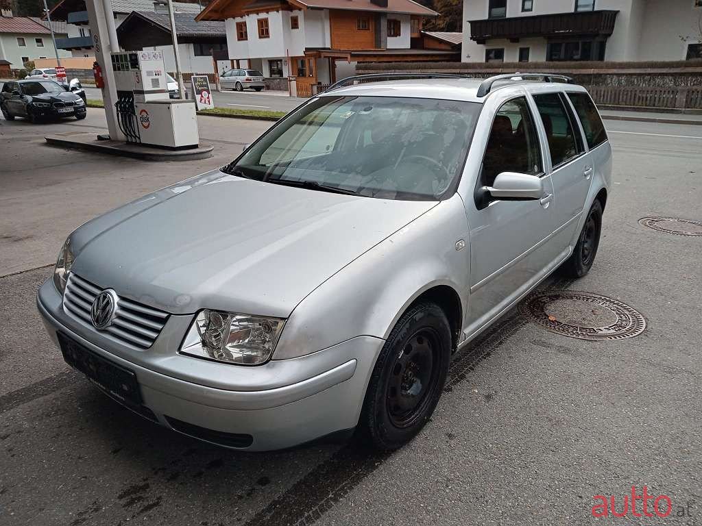 2002' Volkswagen Bora photo #1