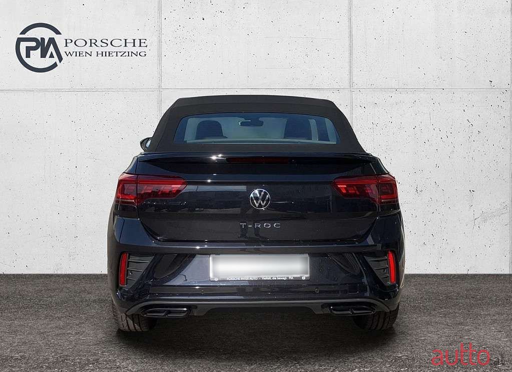 2023' Volkswagen T-Roc photo #5