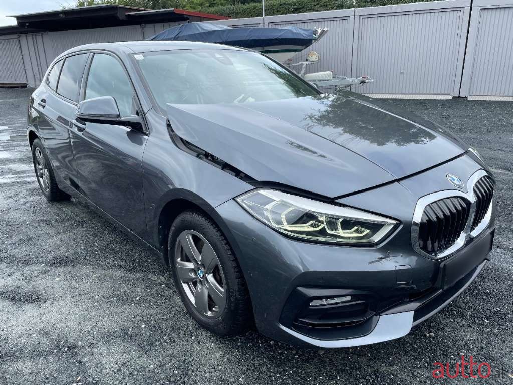 2021' BMW 1Er-Reihe photo #1
