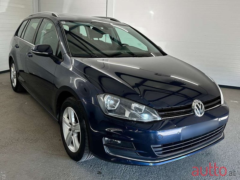 2013' Volkswagen Golf photo #6