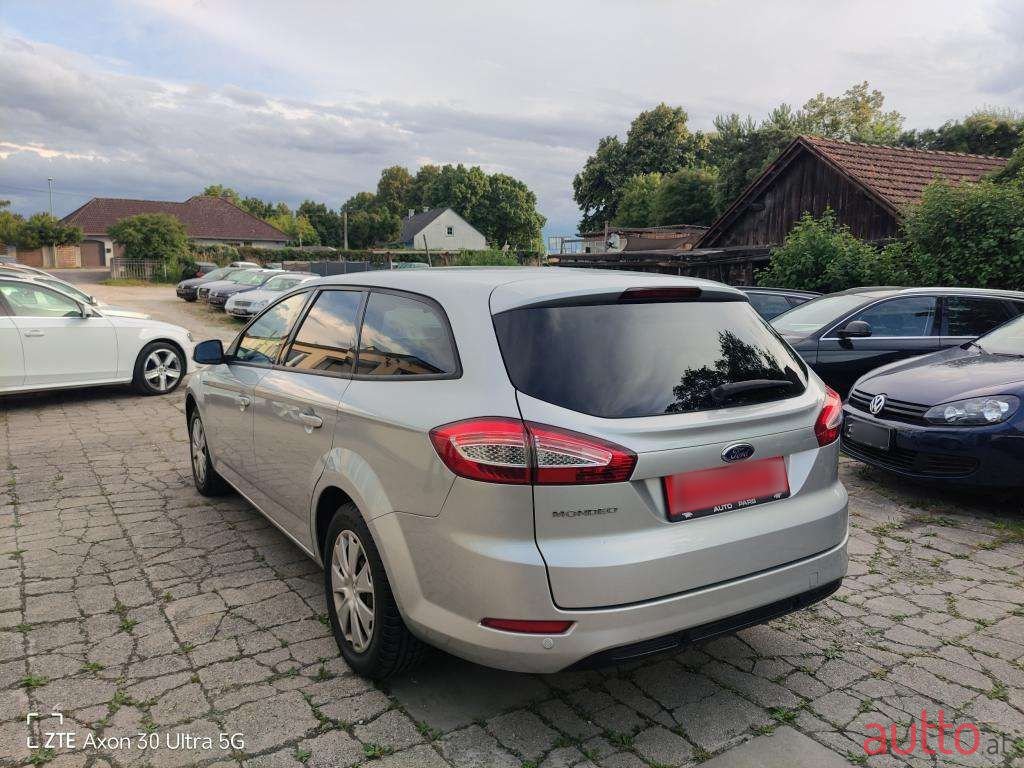 2011' Ford Mondeo photo #6