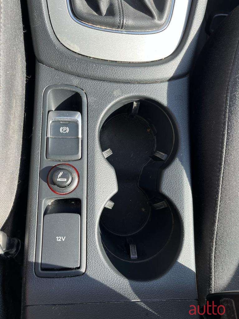 2013' Audi Q3 photo #6