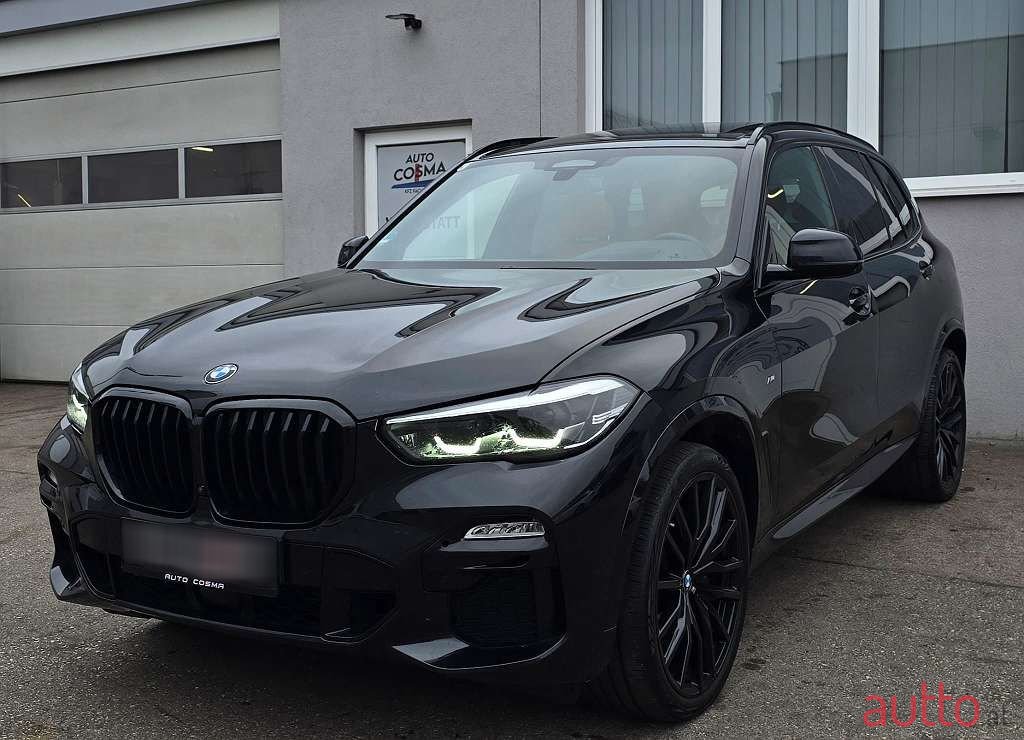 2021' BMW X5 photo #3