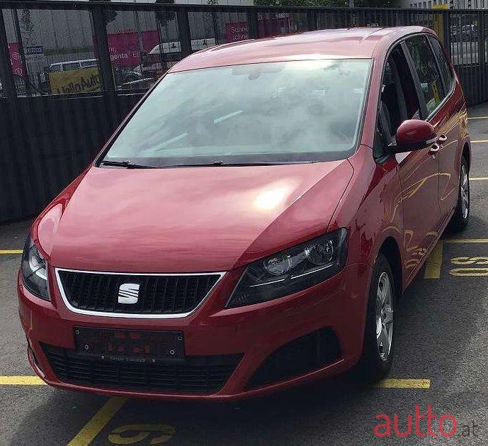 2014' SEAT Alhambra photo #2