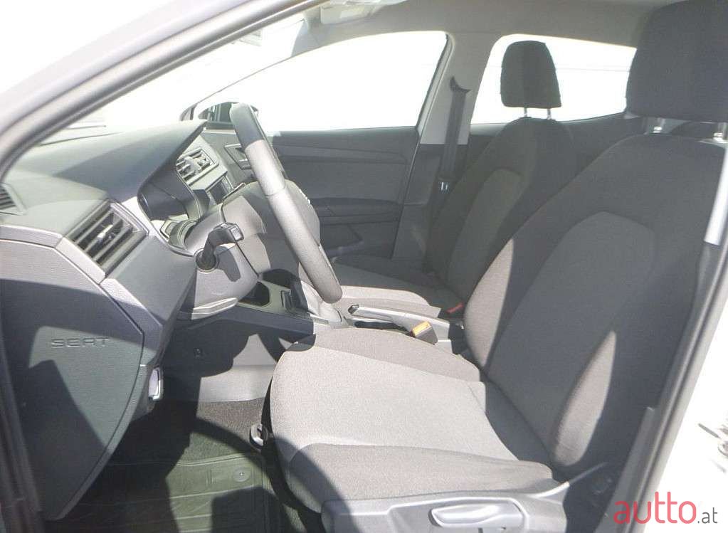 2021' SEAT Ibiza photo #5