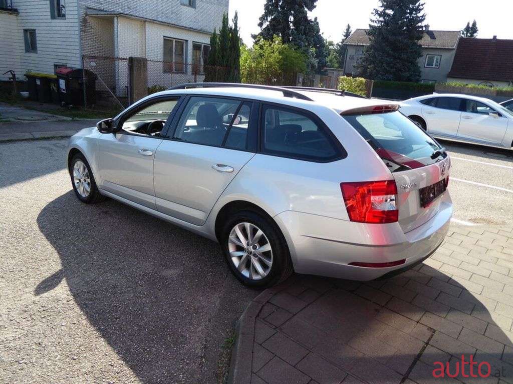 2018' Skoda Octavia photo #3