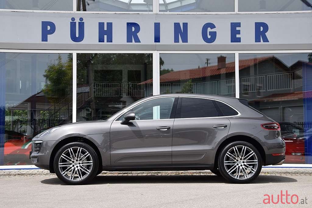 2015' Porsche Macan photo #1