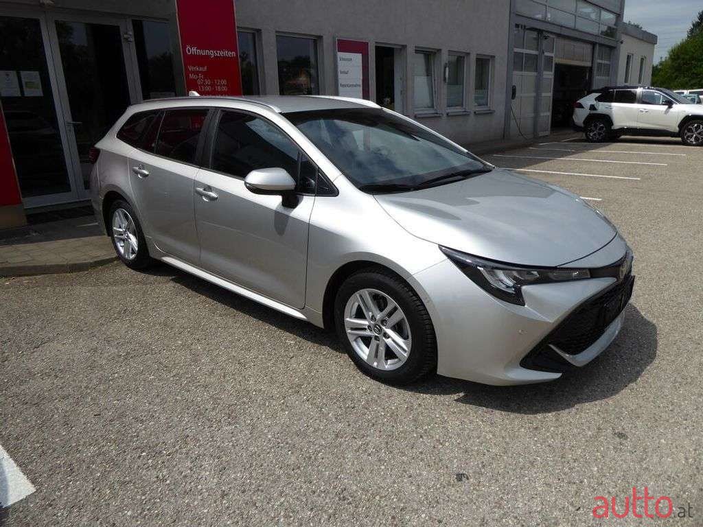 2020' Toyota Corolla photo #6