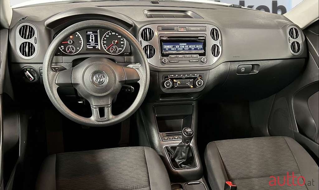 2013' Volkswagen Tiguan photo #5