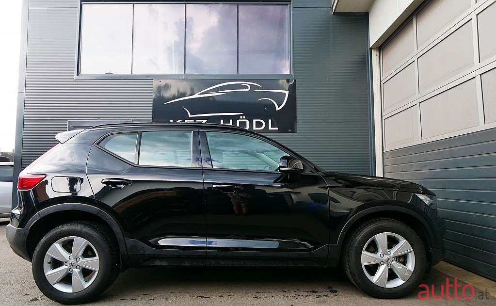 2019' Volvo Xc40 photo #4