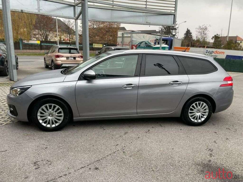 2019' Peugeot 308 photo #5