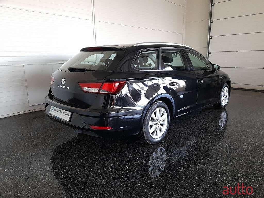 2018' SEAT Leon photo #1