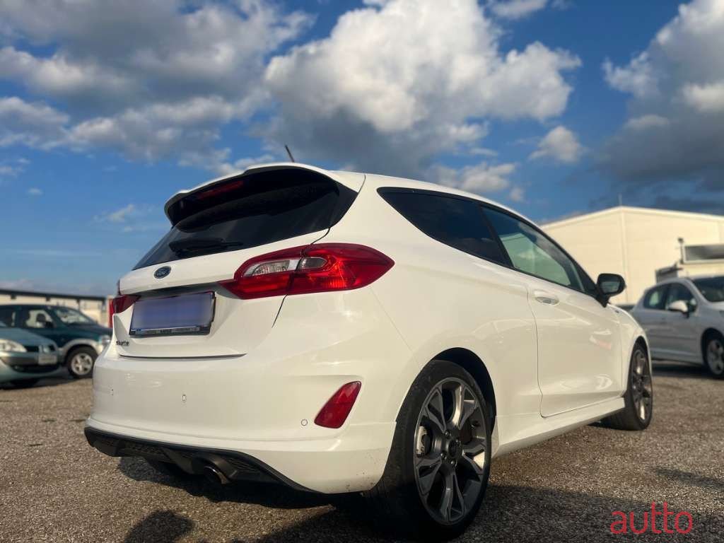 2018' Ford Fiesta photo #3