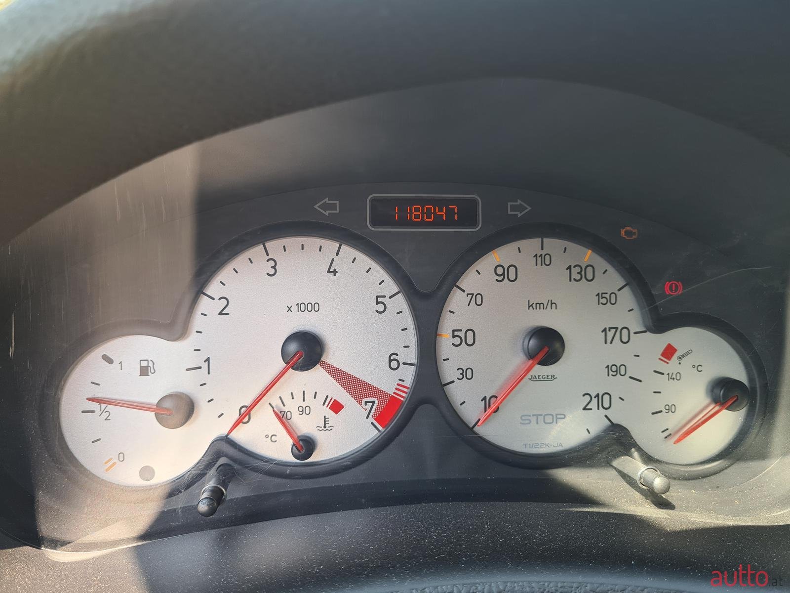 2004' Peugeot 206 photo #7