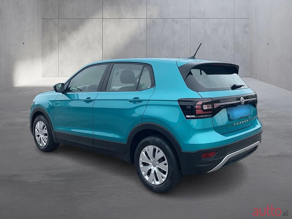2020' Volkswagen T-Cross photo #3