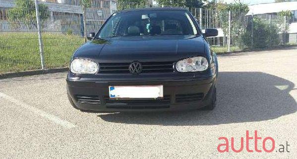 1999' Volkswagen Golf photo #2